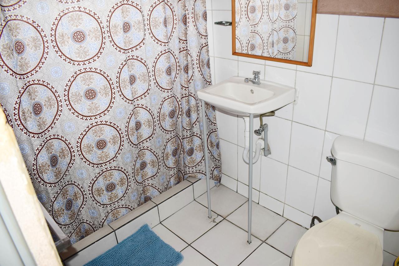 Hotel Estacion Gerona Bed & Breakfast Guatemala City Exteriör bild