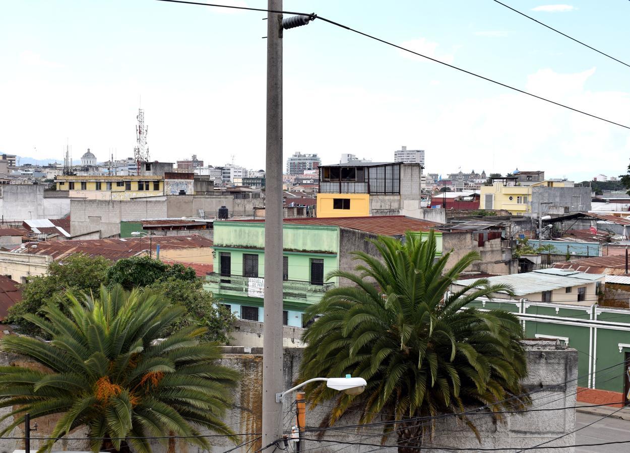 Hotel Estacion Gerona Bed & Breakfast Guatemala City Exteriör bild