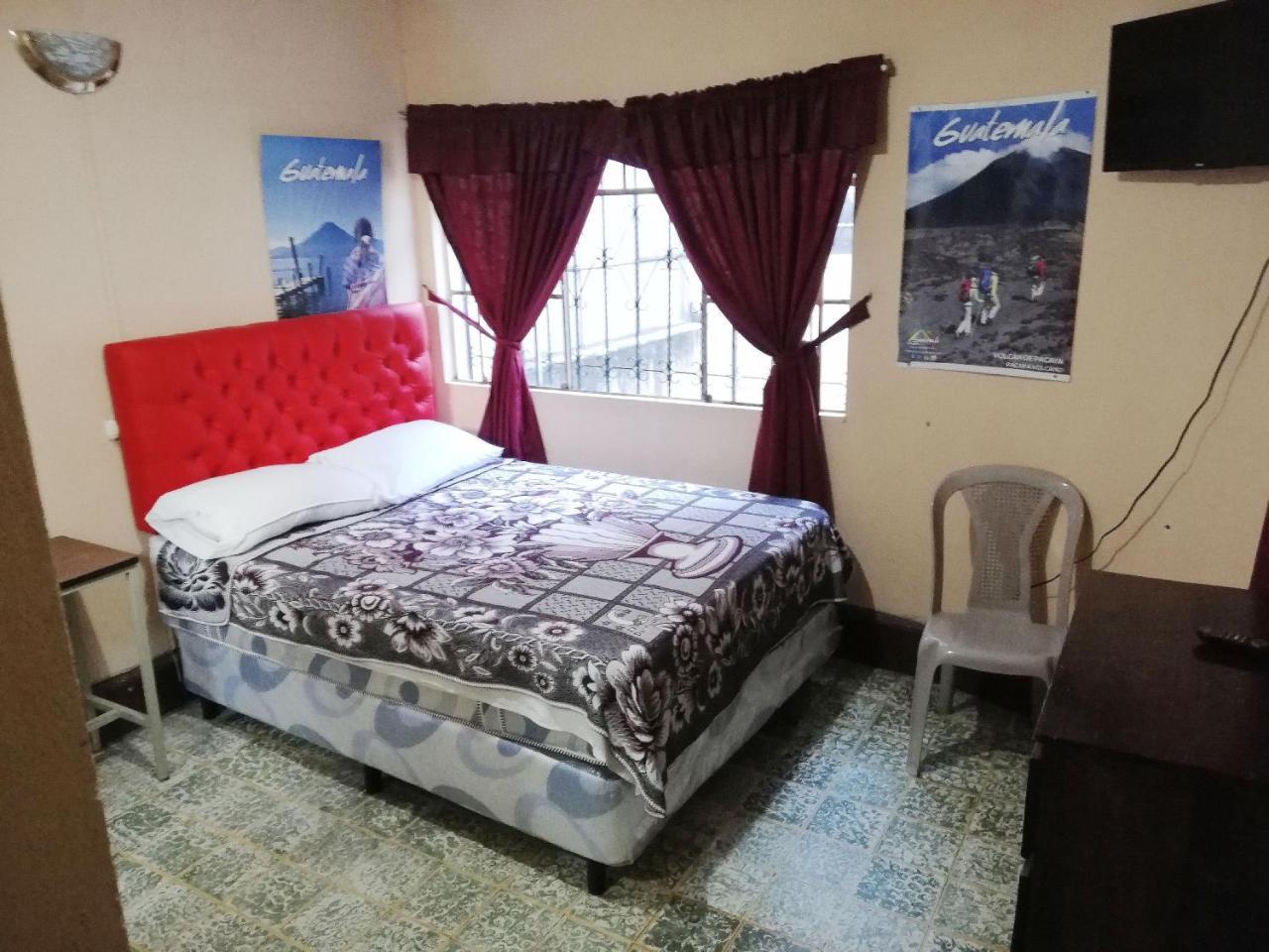 Hotel Estacion Gerona Bed & Breakfast Guatemala City Exteriör bild