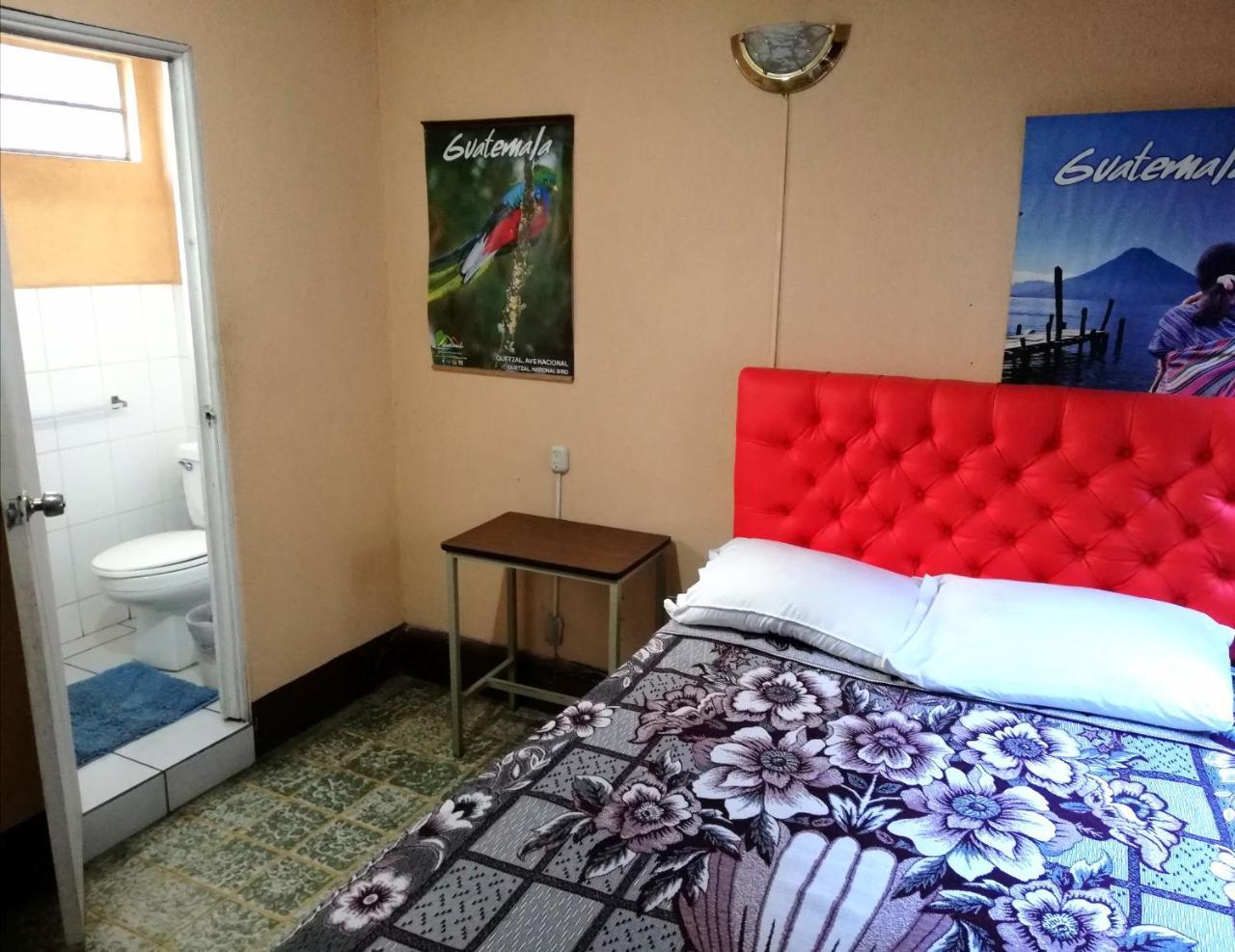 Hotel Estacion Gerona Bed & Breakfast Guatemala City Exteriör bild